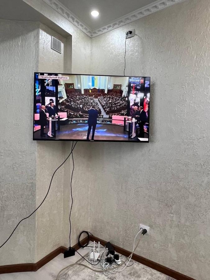 بيشكيك 2-Room Apartment Mossovet المظهر الخارجي الصورة